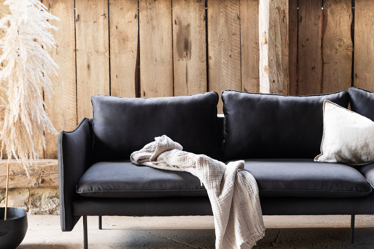 Brunskär Sofa - Mattschwarz / Schwarze Mikrofaser - ZEN ZONE Furniture