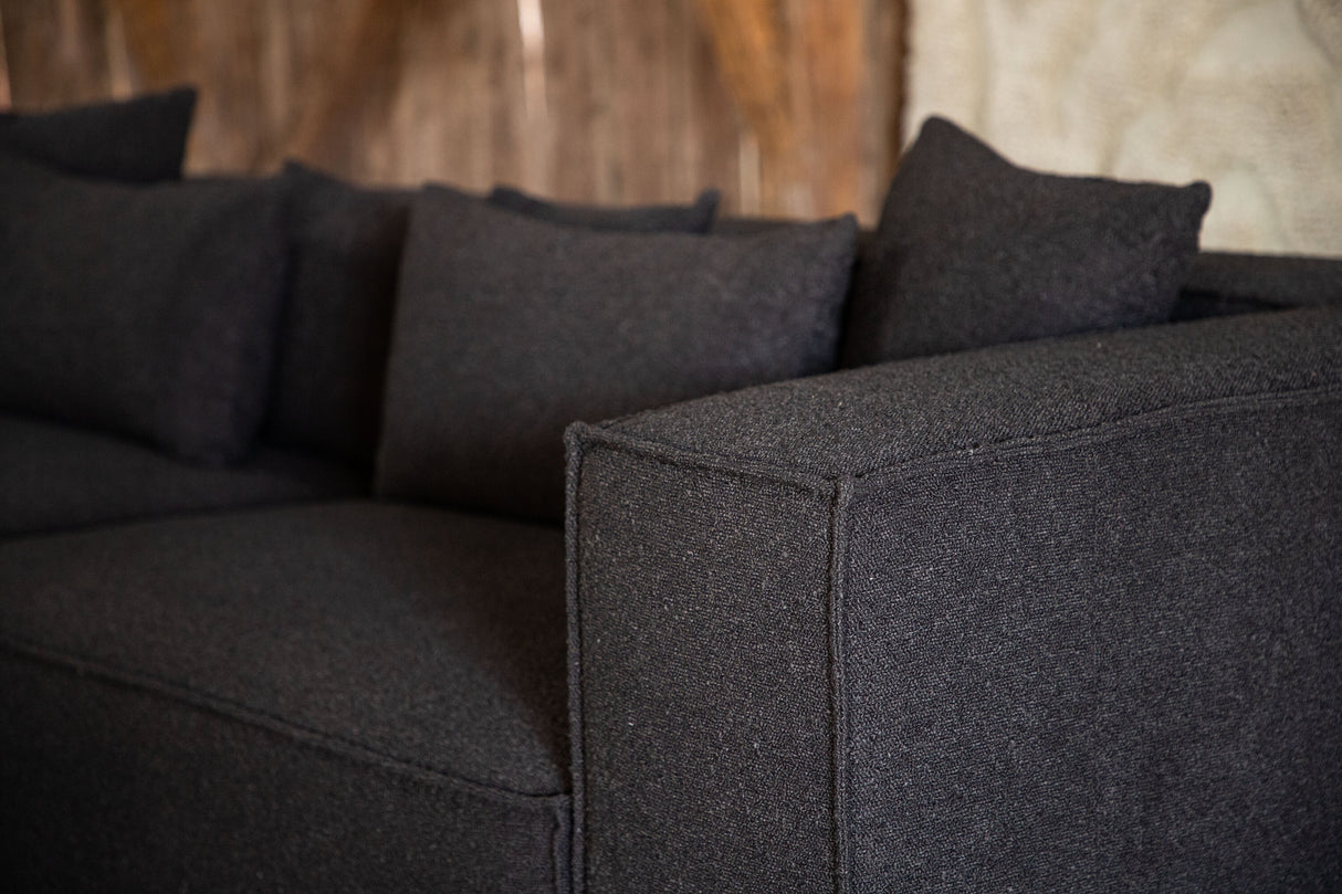 Gillholmen 3-Sitzer Sofa - Schwarz / Schwarzer Bouclé - ZEN ZONE Furniture