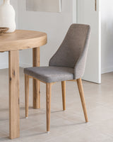 Rosie Stuhl aus brauner Chenille mit Beinen aus massiver Esche mit natürlichem Finish - ZEN ZONE Furniture