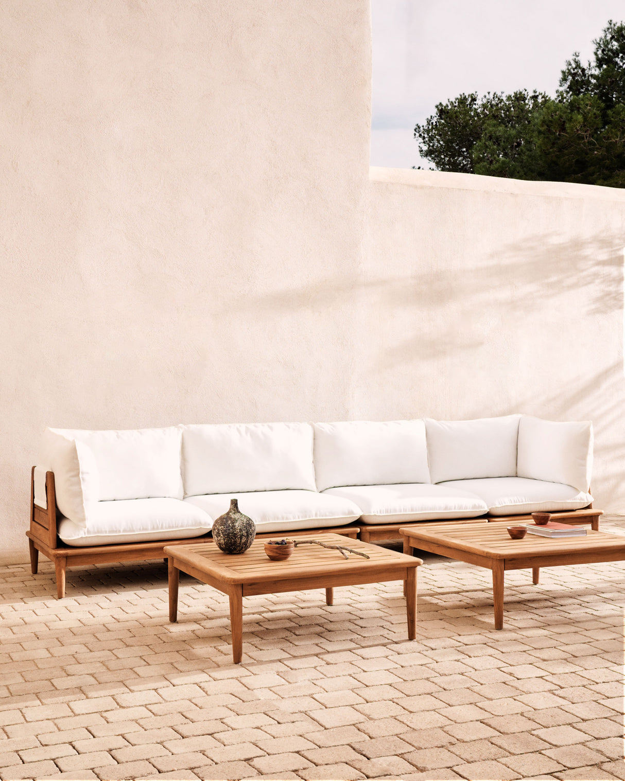 Portitxol Couchtisch aus massivem Teakholz 80 x 80 cm - ZEN ZONE Furniture