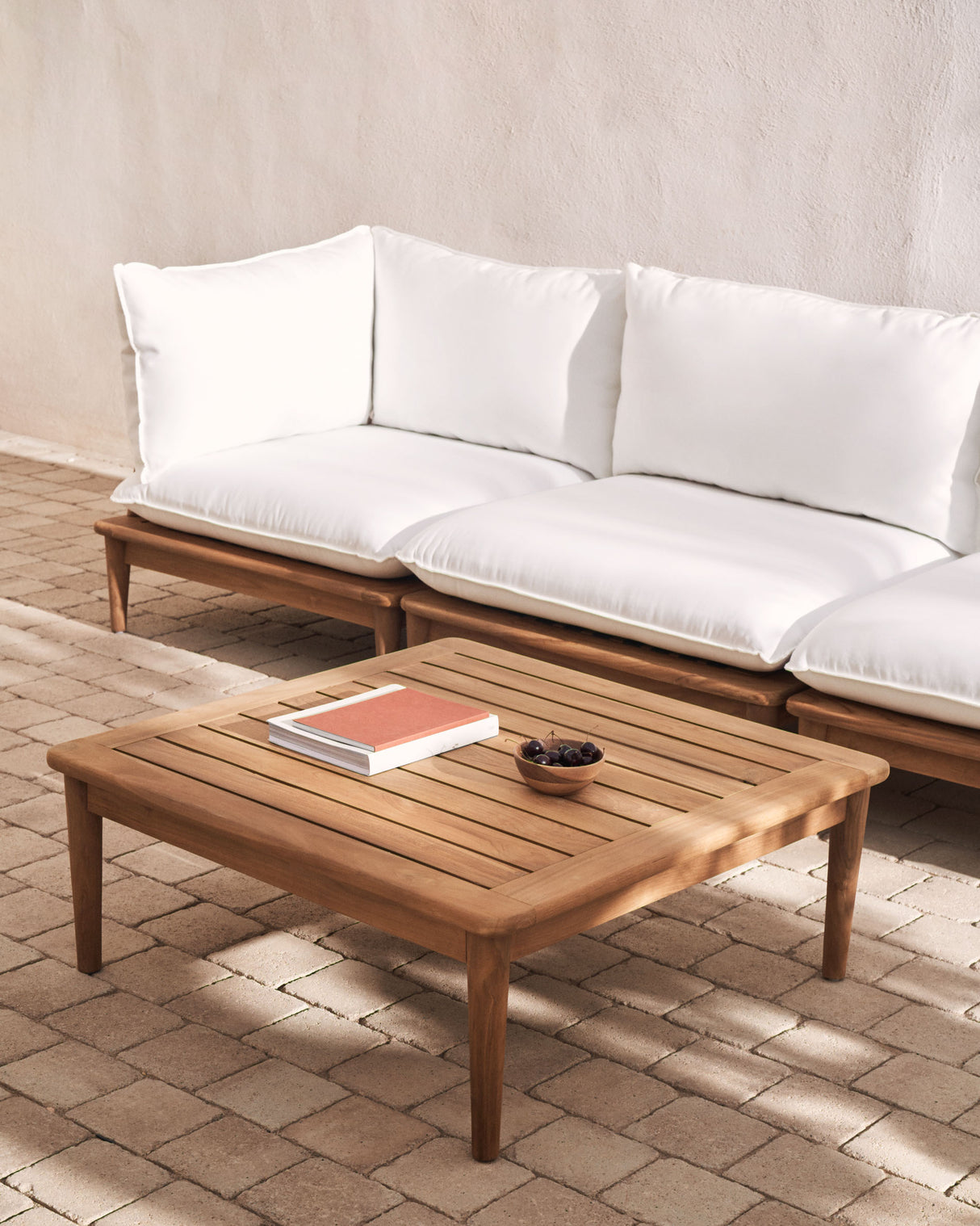 Portitxol Couchtisch aus massivem Teakholz 80 x 80 cm - ZEN ZONE Furniture