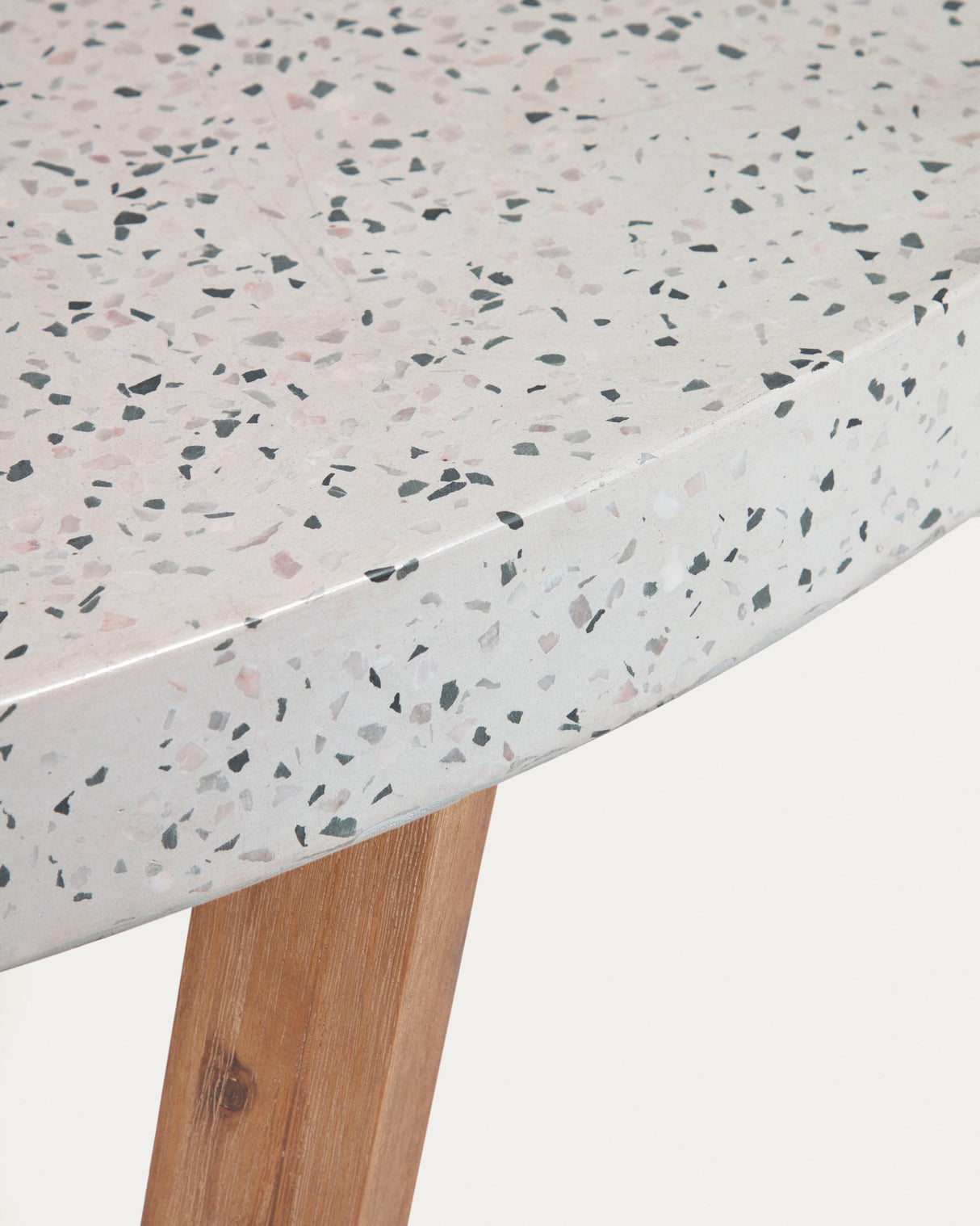 Shanelle runder Tisch aus weißem Terrazzo und massivem Akazienholz Ø 120 cm - ZEN ZONE Furniture