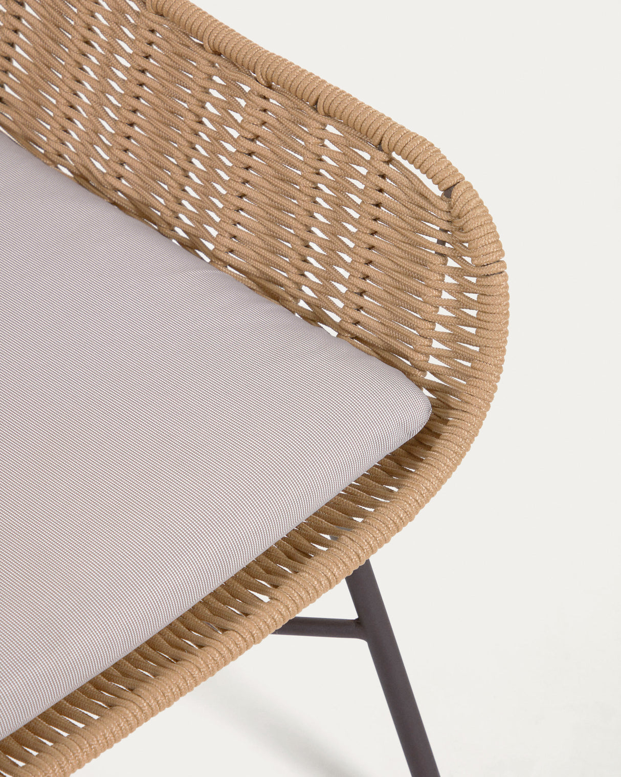 Abeli Seilsessel in Beige - ZEN ZONE Furniture