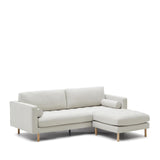 Debra 3-Sitzer-Sofa mit Fußablage mit Bezug in perlfarbener Chenille Beine Finsh natur 222 - ZEN ZONE